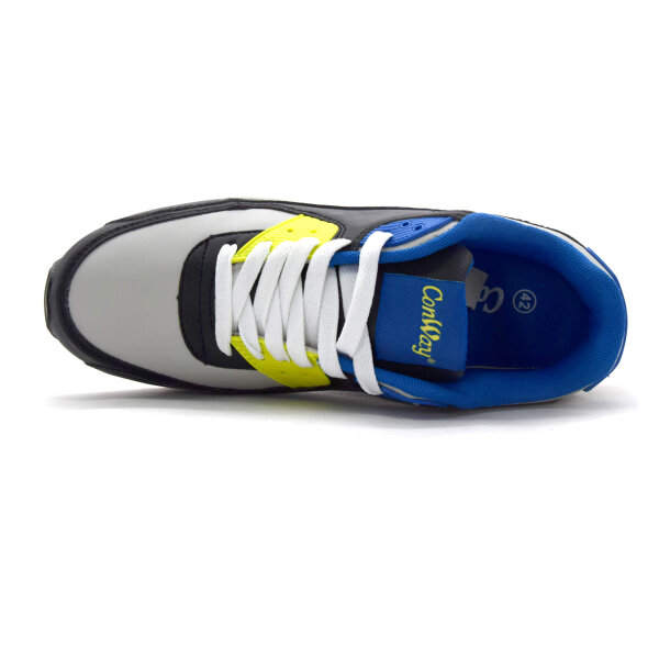 SPORTSCHUHE