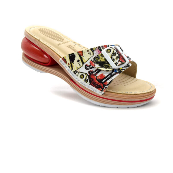 CLOGS MIT KISSEN