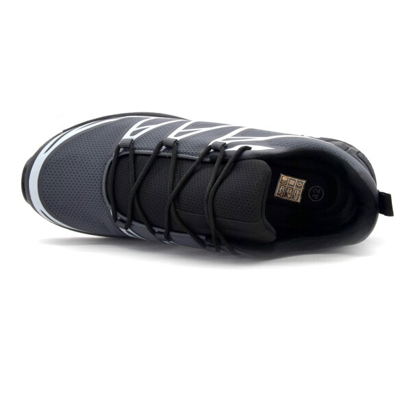 SPORTSCHUHE