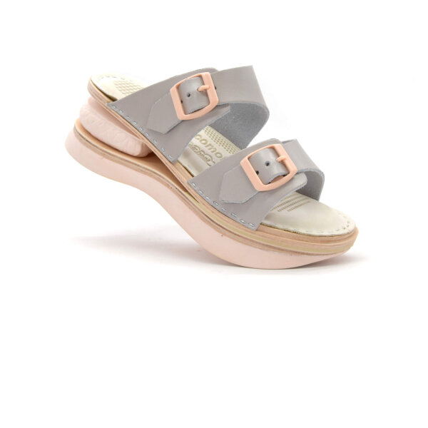 CLOGS MIT KISSEN