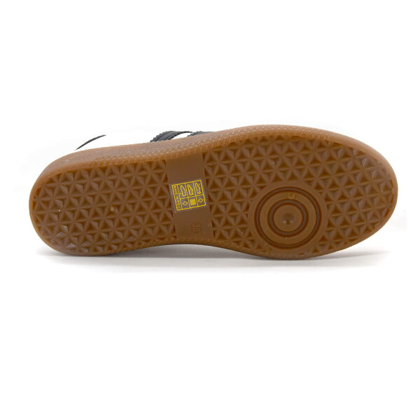 SPORTSCHUHE