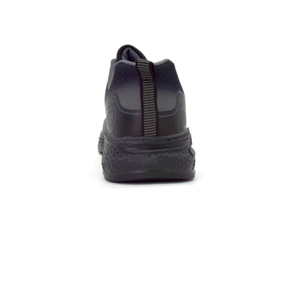 SPORTSCHUHE
