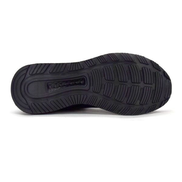 SPORTSCHUHE