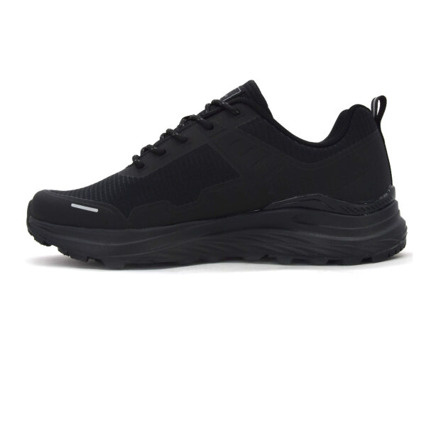 SPORTSCHUHE