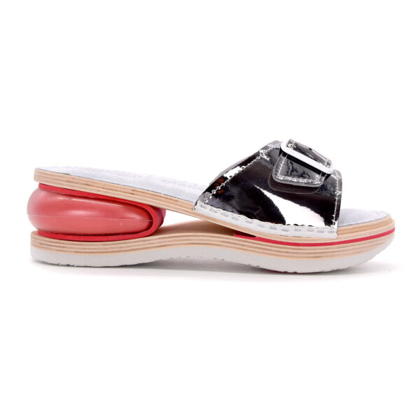 CLOGS MIT KISSEN