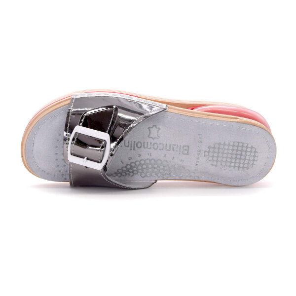 CLOGS MIT KISSEN