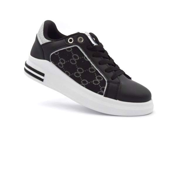 SPORTSCHUHE
