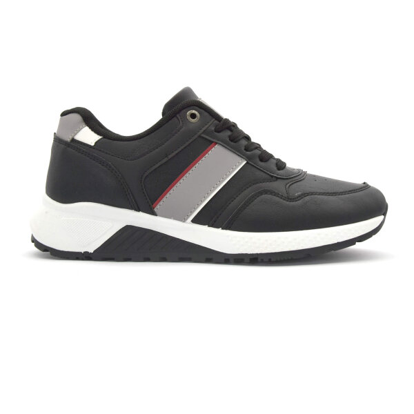 SPORTSCHUHE