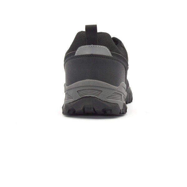 SPORTSCHUHE
