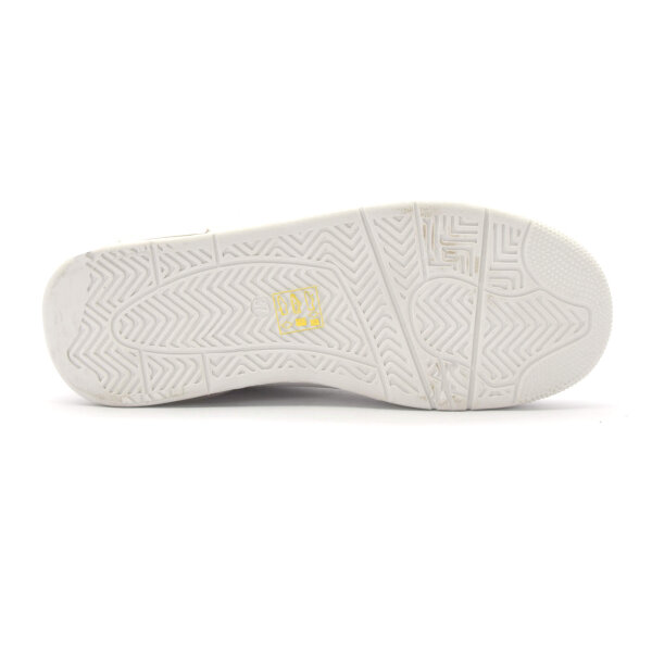 SPORTSCHUHE
