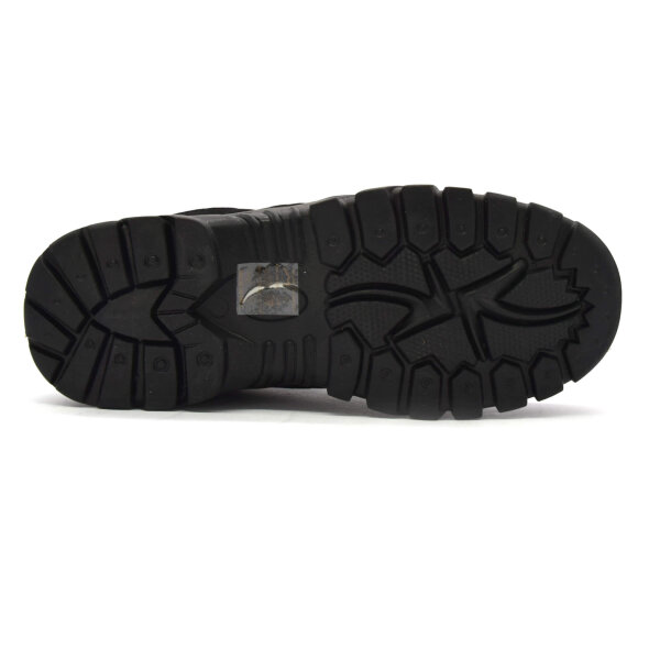 SPORTSCHUHE