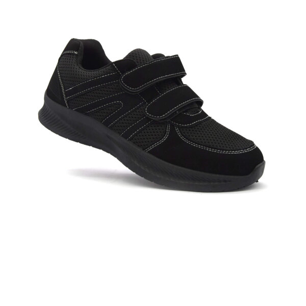 SPORTSCHUHE