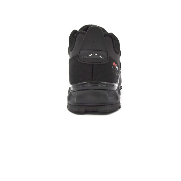 SPORTSCHUHE