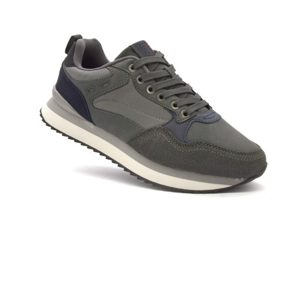 SPORTSCHUHE