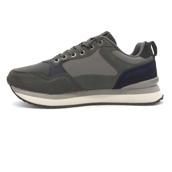 SPORTSCHUHE