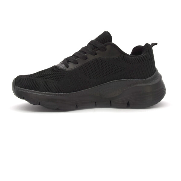 SPORTSCHUHE