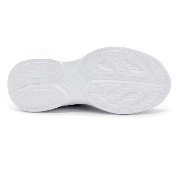 SPORTSCHUHE