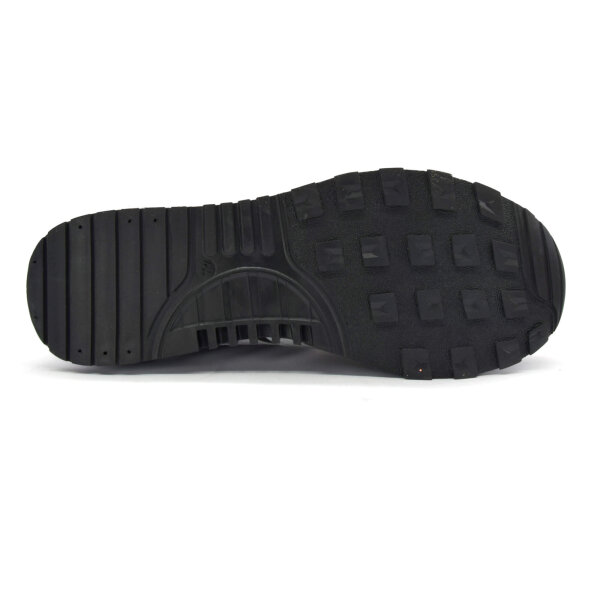 SPORTSCHUHE