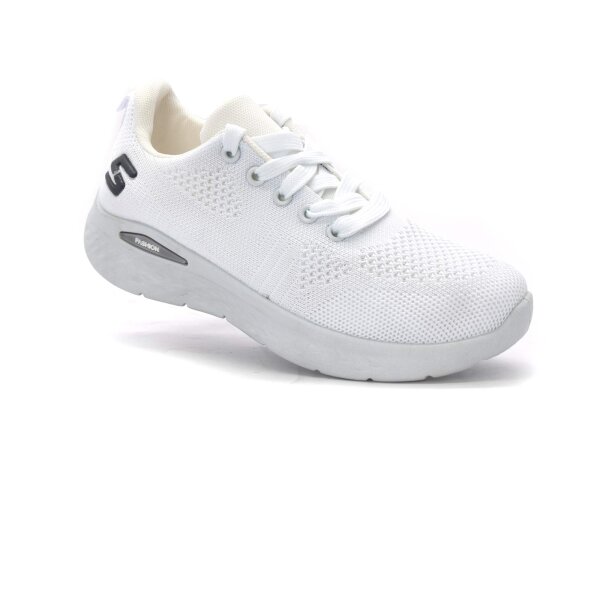 SPORTSCHUHE