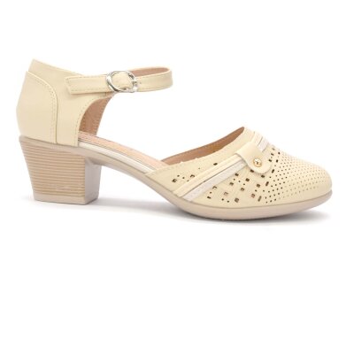 SCHUHE