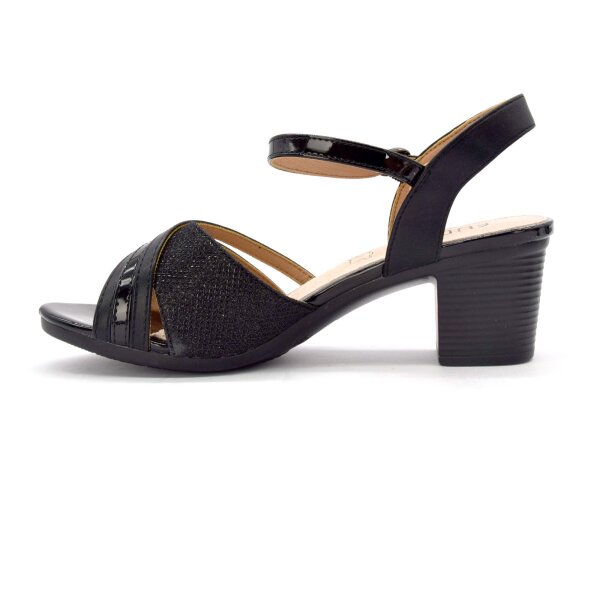 SANDALEN,