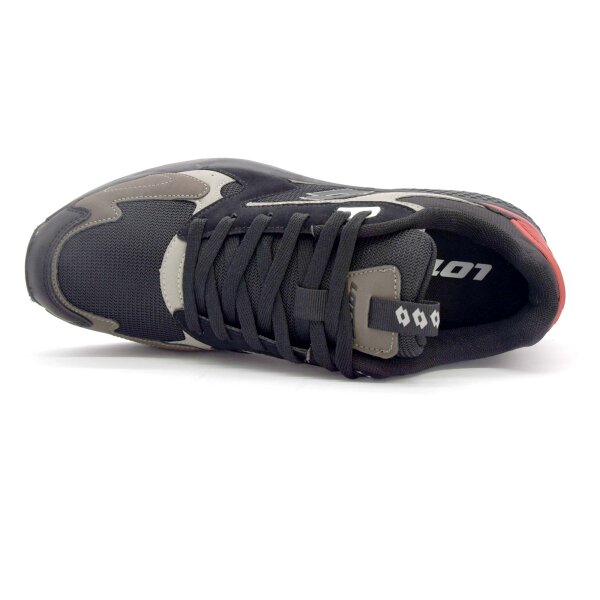 SNEAKER ARAS