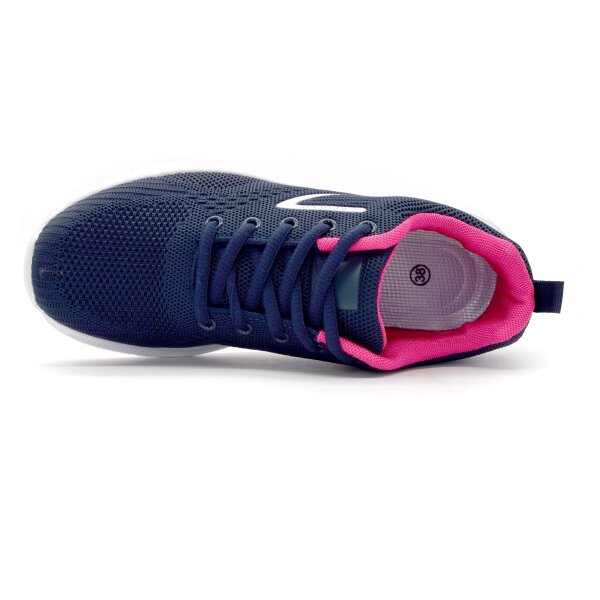 SPORTSCHUHE
