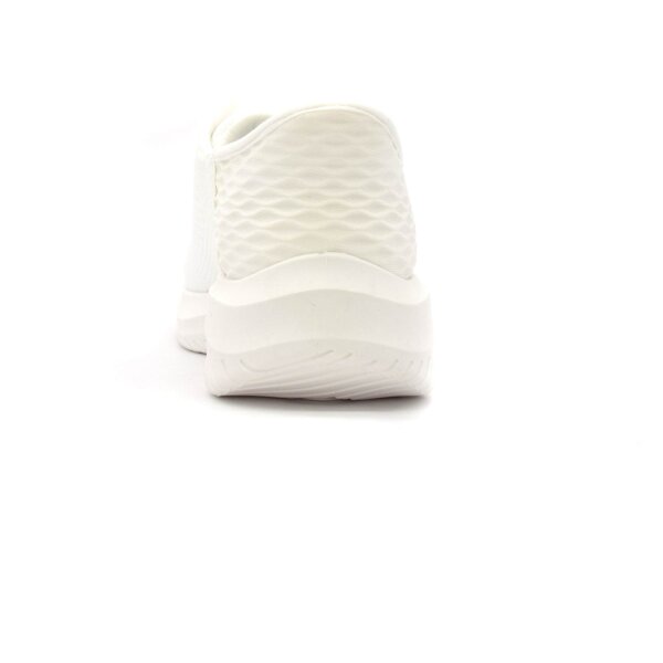 SPORTSCHUHE