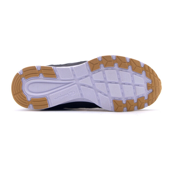 SPORTSCHUHE