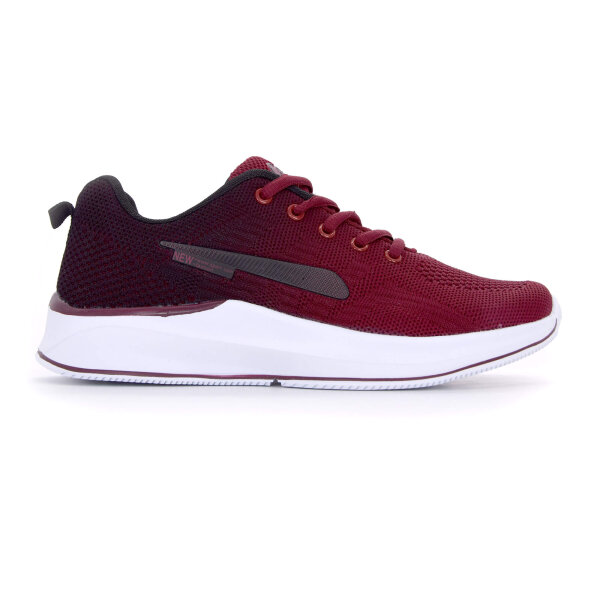 SPORTSCHUHE