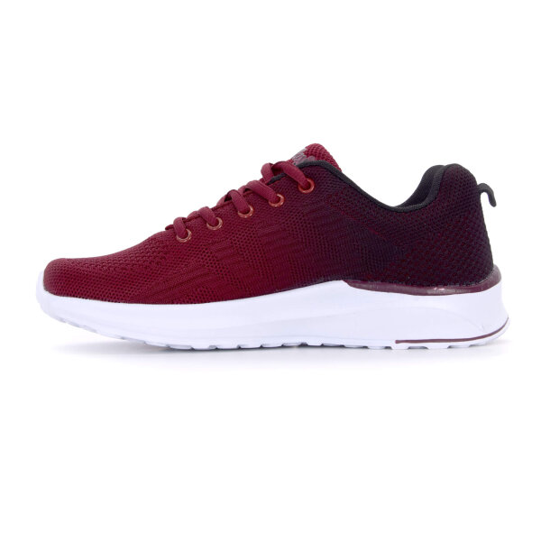 SPORTSCHUHE