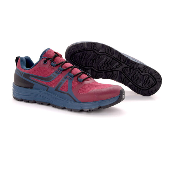 WALKING SNEAKERS
