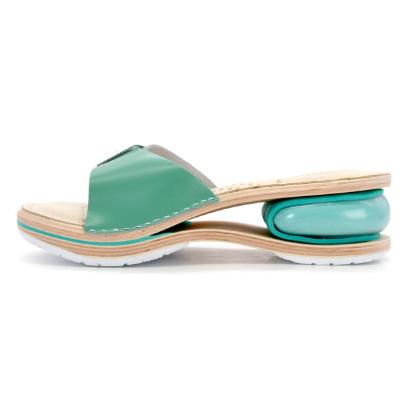 CLOGS MIT KISSEN