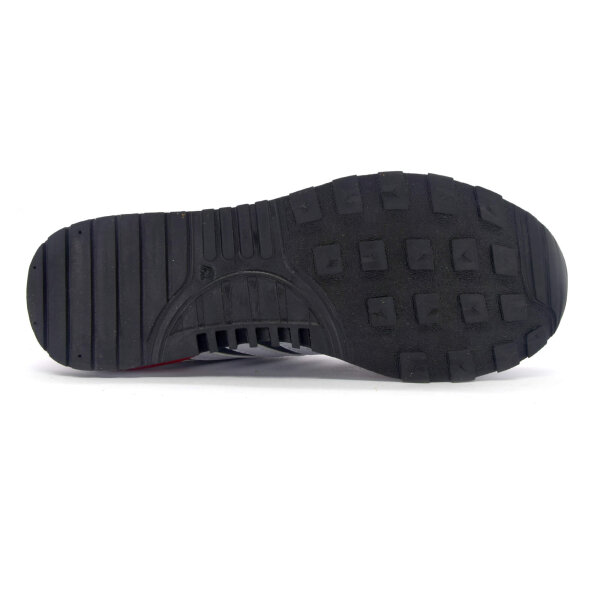 SPORTSCHUHE