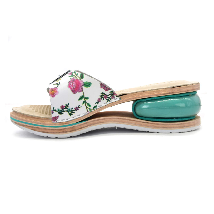 CLOGS MIT KISSEN