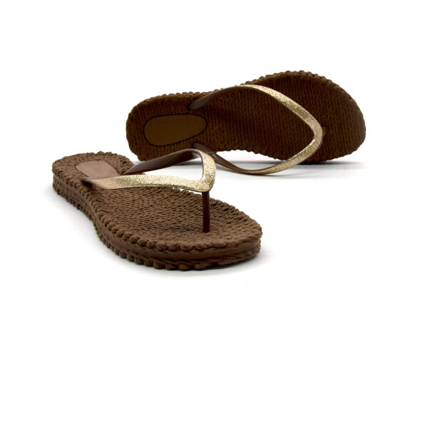FLIP FLOPS