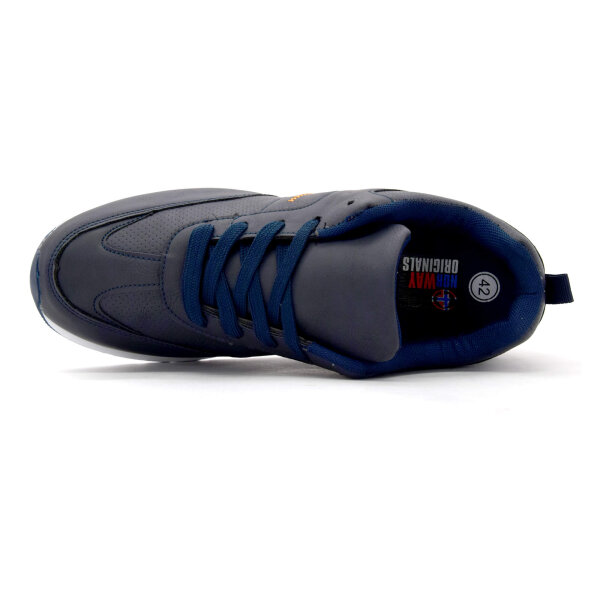 SPORTSCHUHE