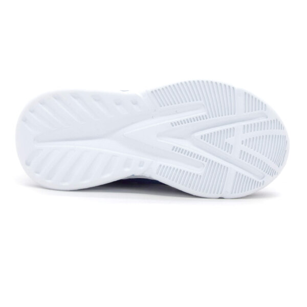 SPORTSCHUHE