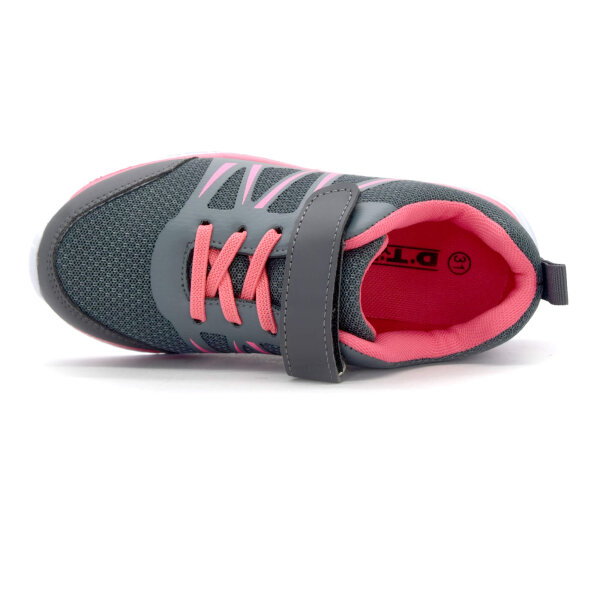 SPORTSCHUHE