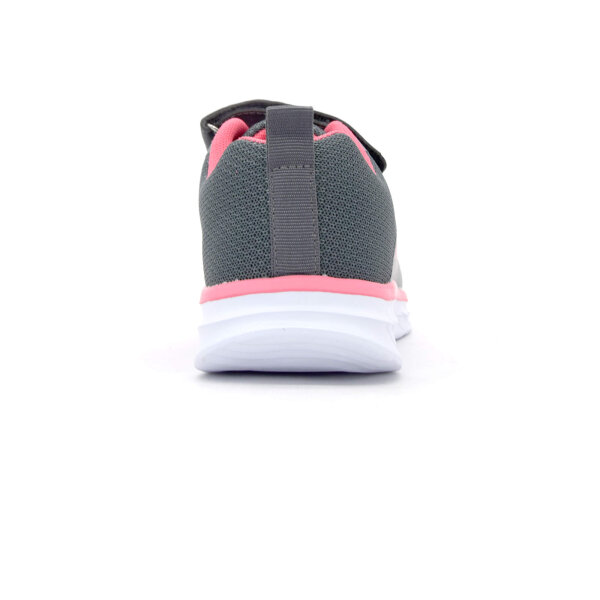 SPORTSCHUHE
