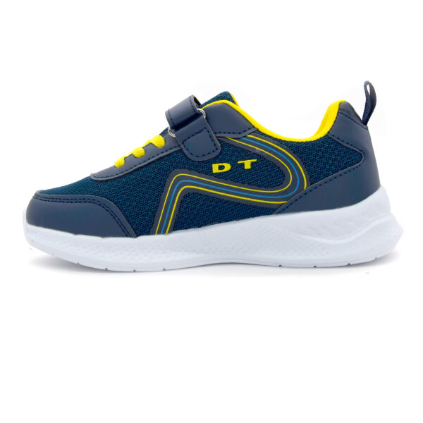 SPORTSCHUHE