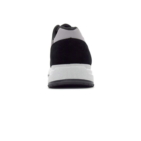 SPORTSCHUHE