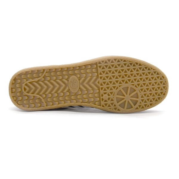 SPORTSCHUHE