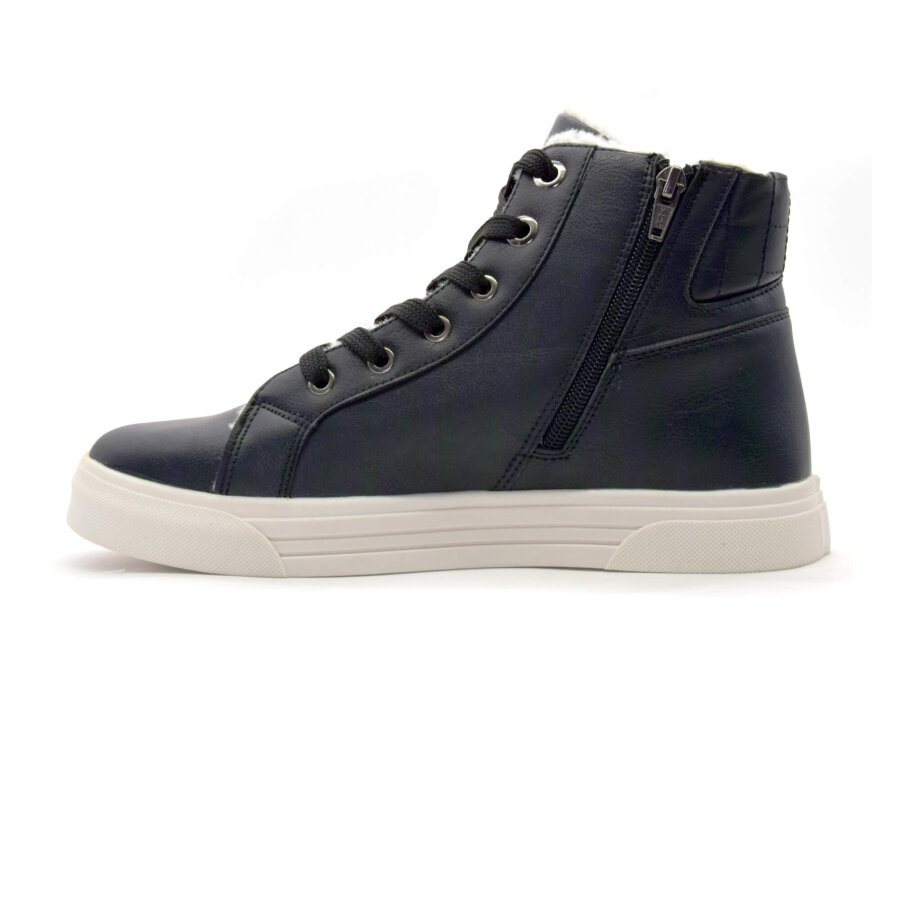 SPORTSCHUHE