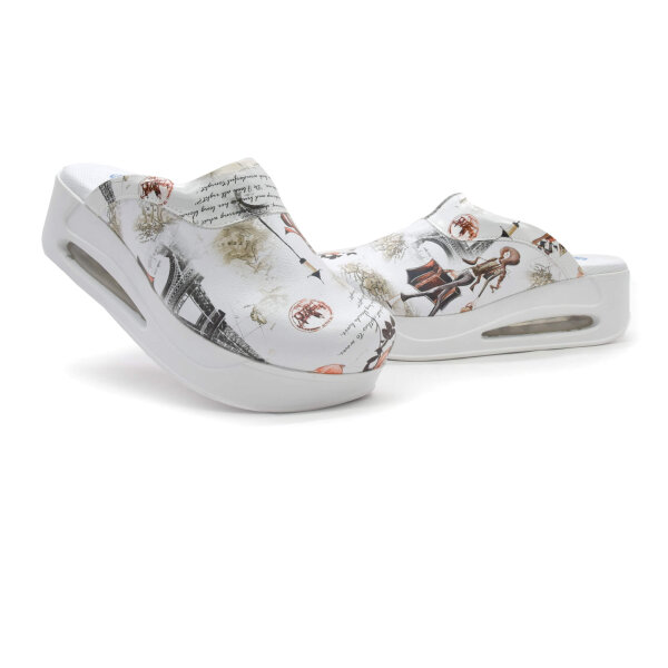 ANATOMISCHE CLOGS