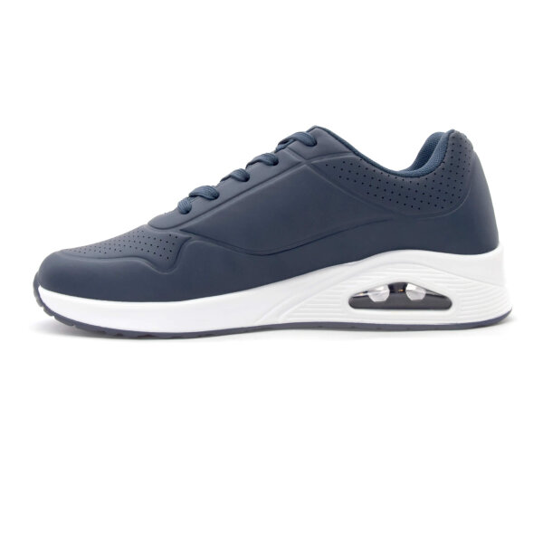 SPORTSCHUHE
