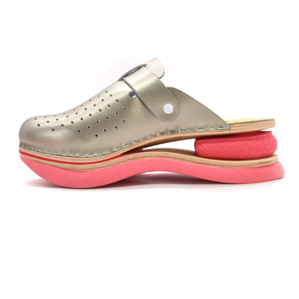CLOGS MIT KISSEN