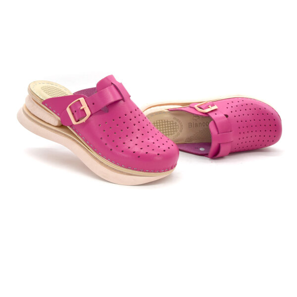 CLOGS MIT KISSEN