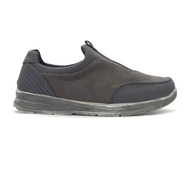 SPORTSCHUHE