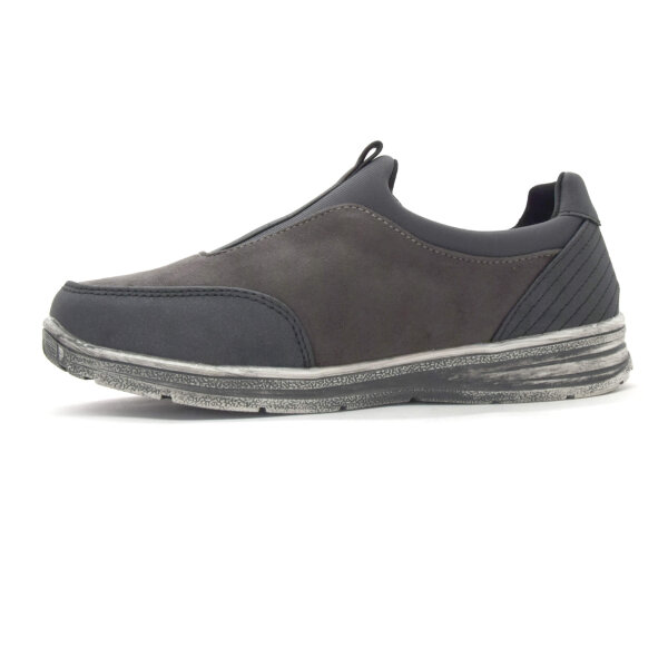 SPORTSCHUHE